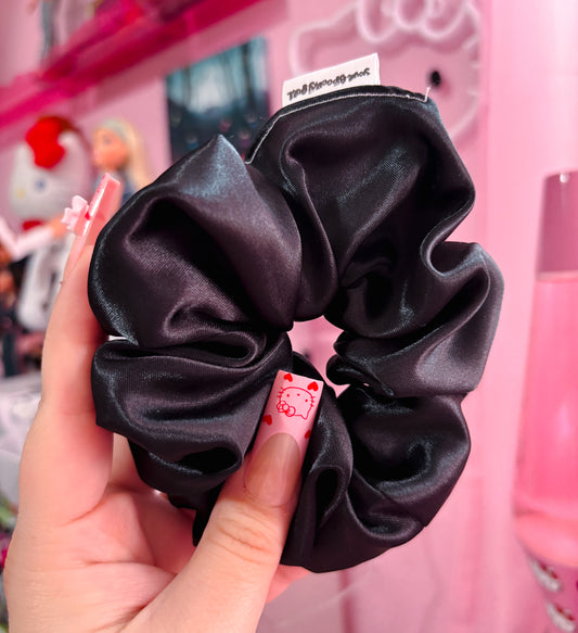 Black satin RTS