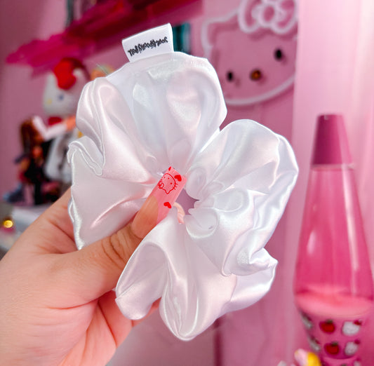 White satin RTS