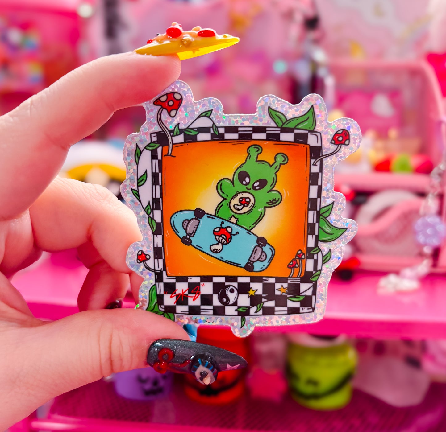 Alien sk8 sticker